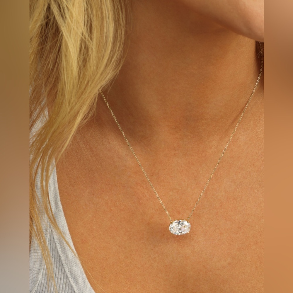 Hello Gorgeous! Necklace Gold